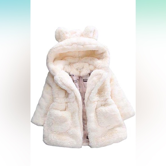 Baby Girls Winter White Fluffy Hooded Faux Fur Jacket - size 1 or 12-18 months - Picture 1 of 4
